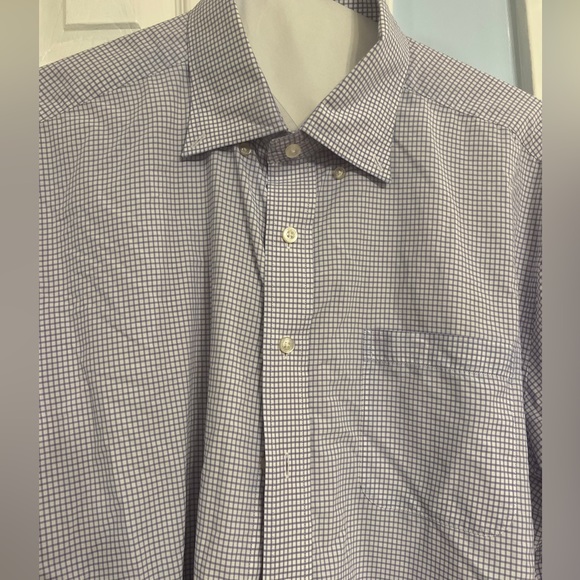 Three Vineyard Vines Men’s Collared Shirts - Picture 10 of 10